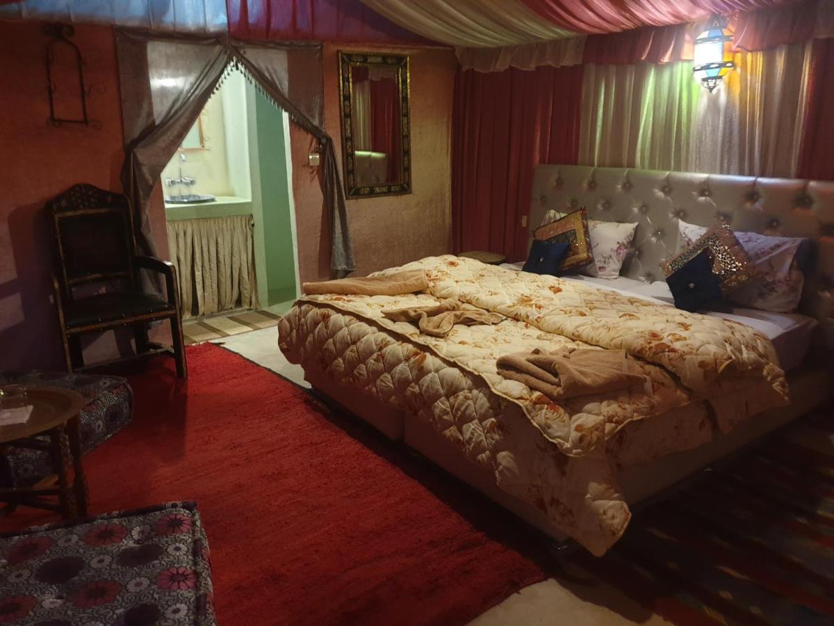 Auberge Sahara Garden Lac Yasmins Exterior photo